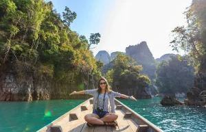 Mengapa Travel Solo adalah Bentuk Self-Love yang Terbaik?