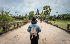 Sunyi yang Berbisik, Refleksi Diri di Tengah Hamparan Alam