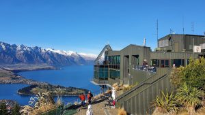 Queenstown, Selandia Baru, Surga Petualangan di Tengah Pegunungan Alpen