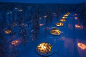 Kakslauttanen Arctic Resort, Menginap di Igloo Kaca di Bawah Cahaya Aurora