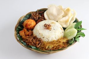 Nasi Uduk, Hidangan Betawi yang Kaya Rasa dan Penuh Kenangan