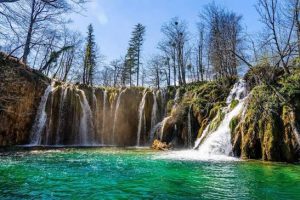 Plitvice Lakes National Park, Keajaiban Danau dan Air Terjun di Kroasia